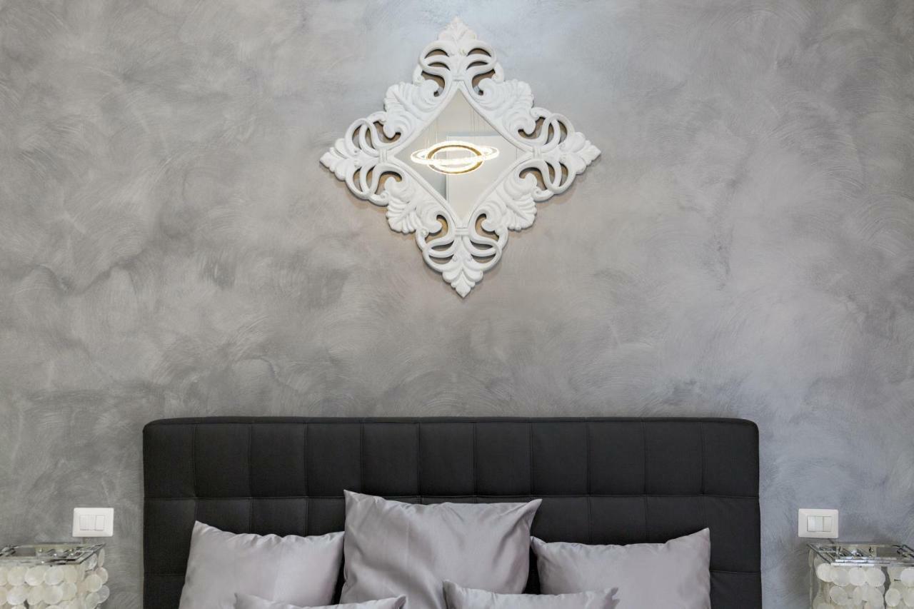 New In! Sophie At Colosseum Rom Exterior foto